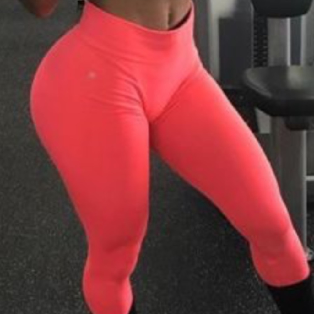 Katya Henry pink workout leggings